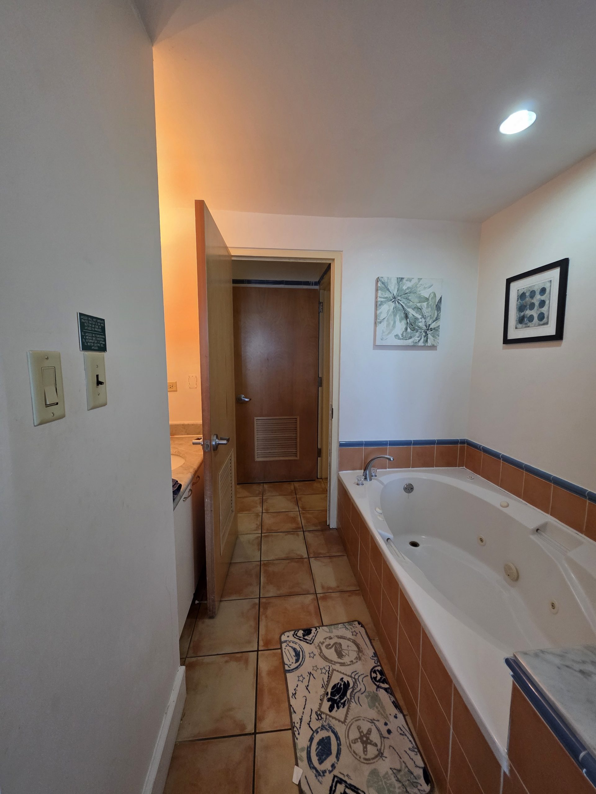 DORADO DEL MAR 2 BEDROOM LOCK OFF - Image 12